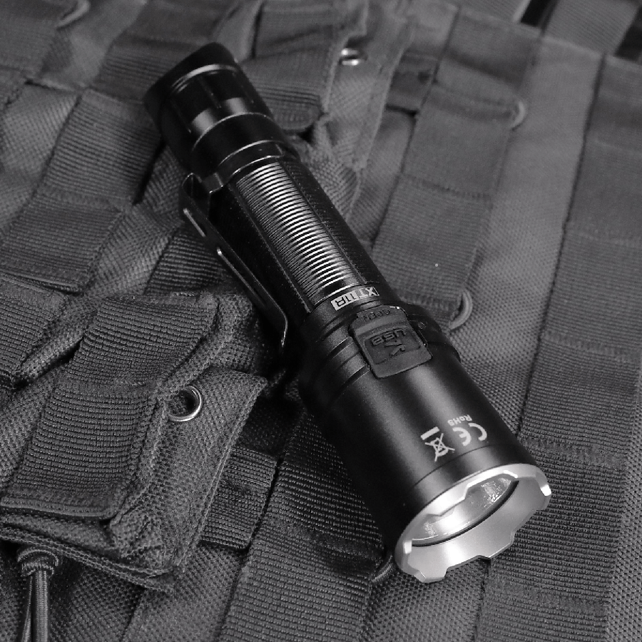 Tactical Glare Flashlight