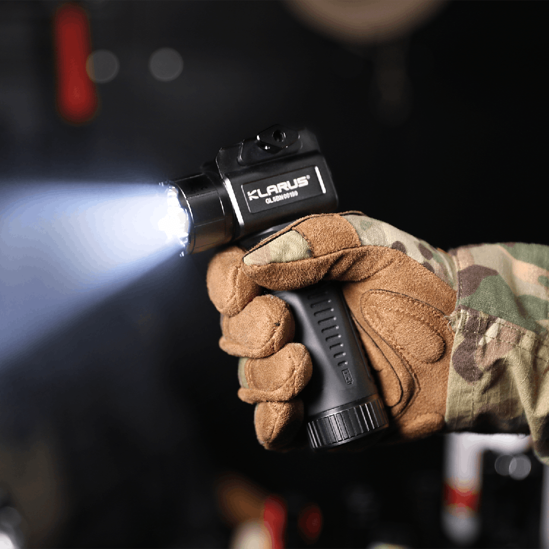 Vertical Tactical Foregrip Flashlight
